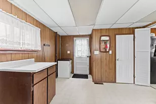 708 Oak St, Baraboo, WI 53913 - Photo 20
