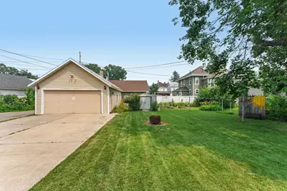 708 Oak Street, Baraboo, WI 53913 - Photo 40