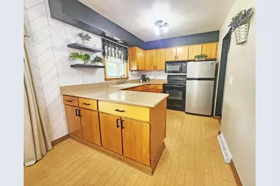 1324 House Street, Beloit, WI 53511 - Photo 8