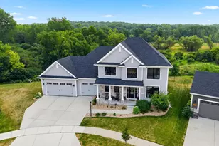 2331 Butterfly Circle, Sun Prairie, WI 53590 - Photo 4