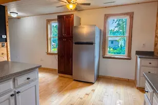 333 Center St, Oxford, WI 53952 - Photo 8