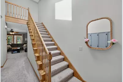 644 Granite Way, Sun Prairie, WI 53590 - Photo 6