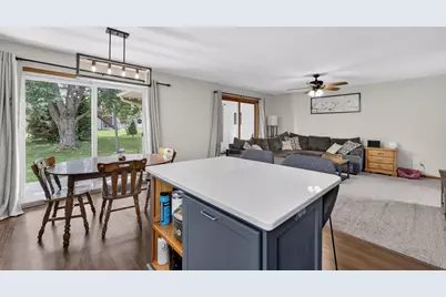 644 Granite Way, Sun Prairie, WI 53590 - Photo 10