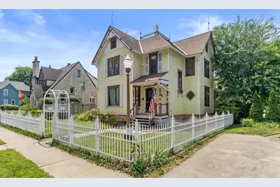 408 S Main Street, Fort Atkinson, WI 53538 - Photo 2