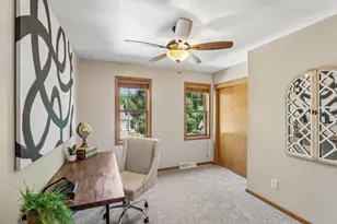 1159 Gas Light Dr, Sun Prairie, WI 53590 - Photo 18
