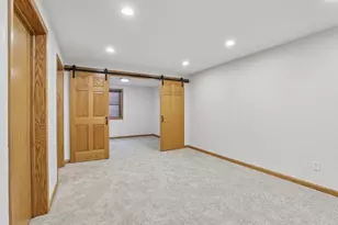 1159 Gas Light Dr, Sun Prairie, WI 53590 - Photo 34