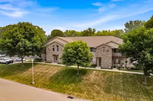 335 Starkweather Dr, Beaver Dam, WI 53916 - Photo 22