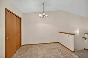 335 Starkweather Dr, Beaver Dam, WI 53916 - Photo 4