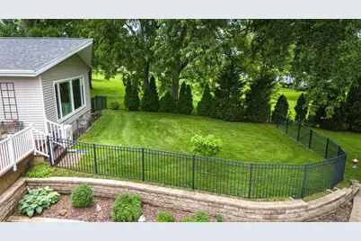 3531 E Shopiere Lane, Beloit, WI 53511 - Photo 10