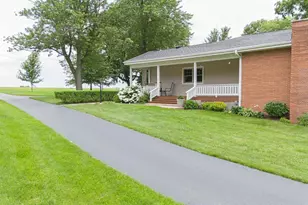3531 E Shopiere Ln, Beloit, WI 53511 - Photo 8
