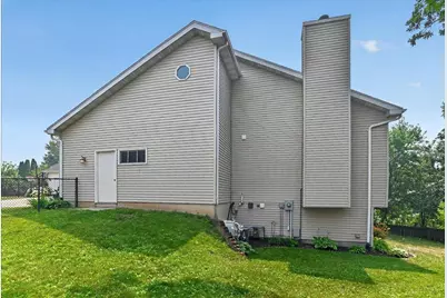 717 Diving Hawk Trail, Madison, WI 53713 - Photo 70