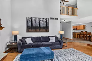 717 Diving Hawk Trail, Madison, WI 53713 - Photo 10