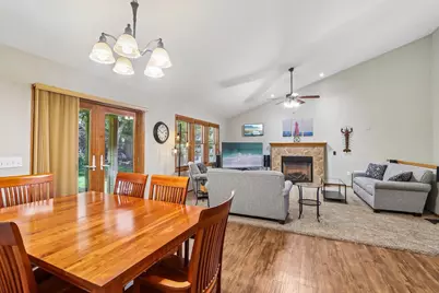 6398 Everest Drive, Madison, WI 53719 - Photo 8