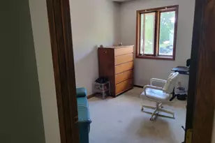 2104 Pike Dr, Madison, WI 53713 - Photo 20
