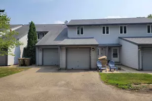 2104 Pike Dr, Madison, WI 53713 - Photo 2