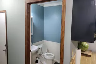 2104 Pike Dr, Madison, WI 53713 - Photo 8