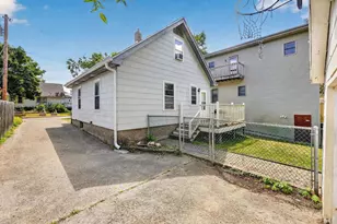 54 S Bryan St, Madison, WI 53714 - Photo 36