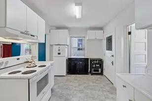 54 S Bryan St, Madison, WI 53714 - Photo 16