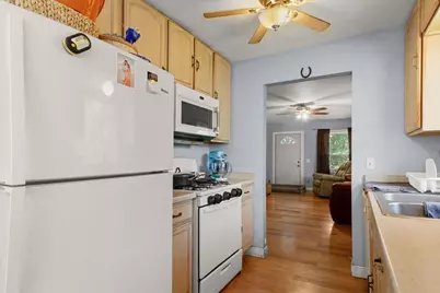 613 Memphis Avenue, Madison, WI 53714 - Photo 8