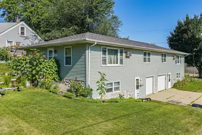 602 7th Avenue, Baraboo, WI 53913 - Photo 2