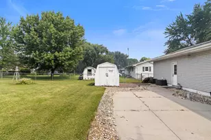 N7619 Carimaunee Dr, Portage, WI 53901 - Photo 40
