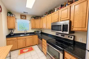 102 Prairie Heights Dr, Verona, WI 53593 - Photo 2