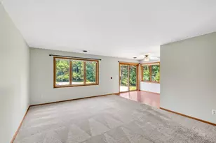818 S Gammon Rd, Madison, WI 53711 - Photo 4