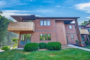 818 S Gammon Rd, Madison, WI 53711 - Photo 1