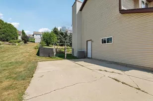 903 N Division St, Waunakee, WI 53597 - Photo 42