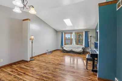 903 N Division Street, Waunakee, WI 53597 - Photo 8