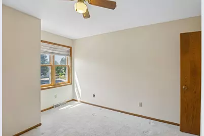 903 N Division Street, Waunakee, WI 53597 - Photo 32