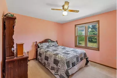 903 N Division Street, Waunakee, WI 53597 - Photo 20