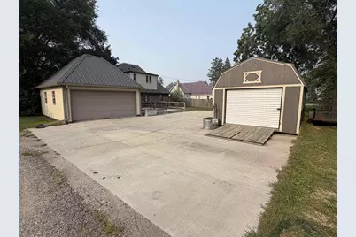 105 E Chestnut Street, Pardeeville, WI 53954 - Photo 12