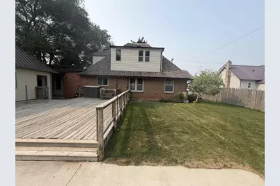 105 E Chestnut Street, Pardeeville, WI 53954 - Photo 6