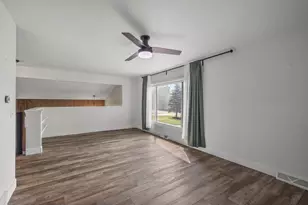 W8372 Crawford Rd, Portage, WI 53901 - Photo 16