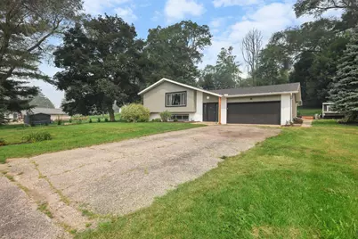 W8372 Crawford Road, Portage, WI 53901 - Photo 2