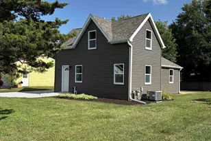 2032 Portland Ave, Beloit, WI 53511 - Photo 4