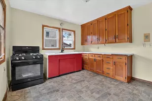 510 S Center Ave, Jefferson, WI 53549 - Photo 8