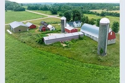 W10630 County Highway X Acres, Portage, WI 53901 - Photo 2