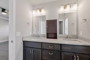 725 Quiet Pond Dr, Madison, WI 53593 - Photo 12