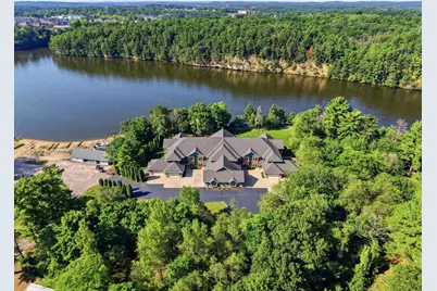 40 Illinois Avenue #8, Wisconsin Dells, WI 53965 - Photo 2