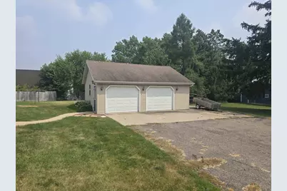 714 Ridge Street, Mineral Point, WI 53565 - Photo 2