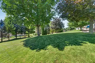 8819 W Whispering Oaks Ct, Franklin, WI 53132 - Photo 48