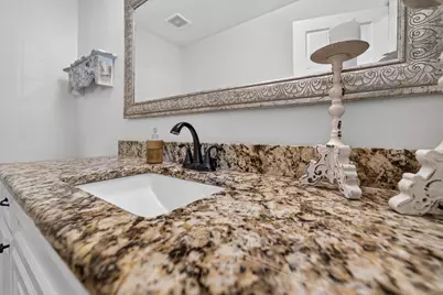 8819 W Whispering Oaks Court, Franklin, WI 53132 - Photo 22