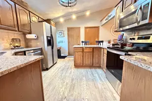 3703 Skyview Dr, Janesville, WI 53546 - Photo 2
