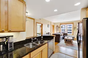 333 W Mifflin St, Madison, WI 53703 - Photo 10