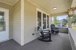 102 E 3rd Ave, Brodhead, WI 53520 - Photo 4