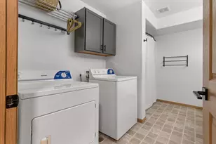 5354 Congress Ave, Madison, WI 53718 - Photo 20