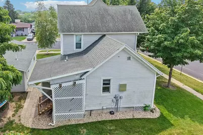 201 E 3rd Street, Waunakee, WI 53597 - Photo 68