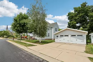 201 E 3rd St, Waunakee, WI 53597 - Photo 56
